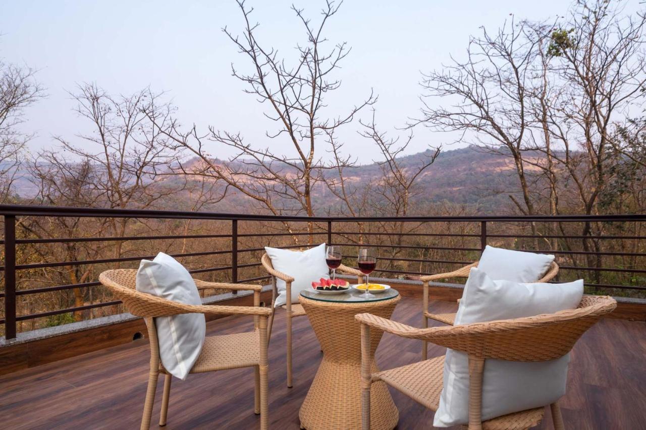 Eden Glade - Khopoli - Mountain-View Villa With Private Pool, Spacious Decks & Indoor Activities Exterior foto